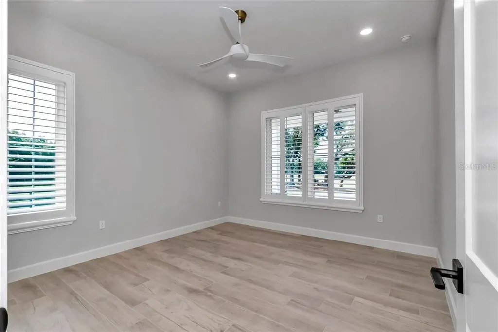 1631 W Highway 329 Citra FL 32113