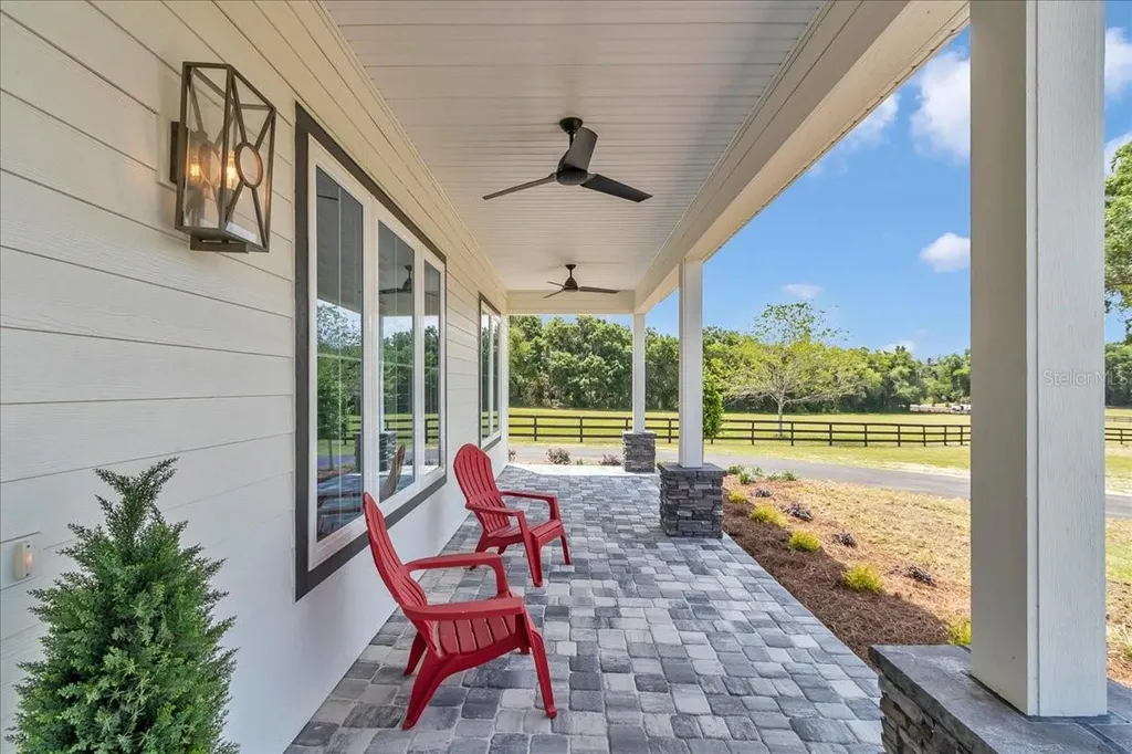 1631 W Highway 329 Citra FL 32113