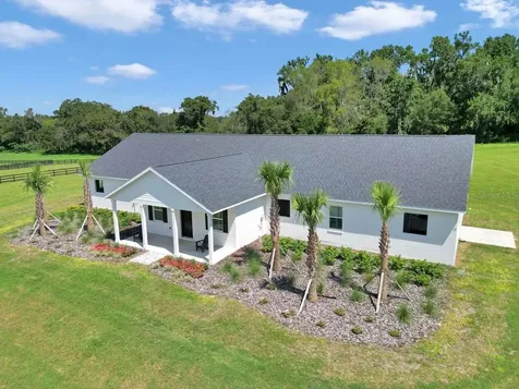 1631 W Highway 329 Citra FL 32113