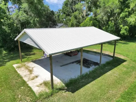 1631 W Highway 329 Citra FL 32113