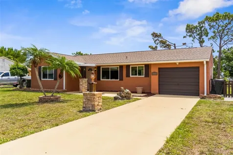 7582 Lyncrest Street North Port FL 34287