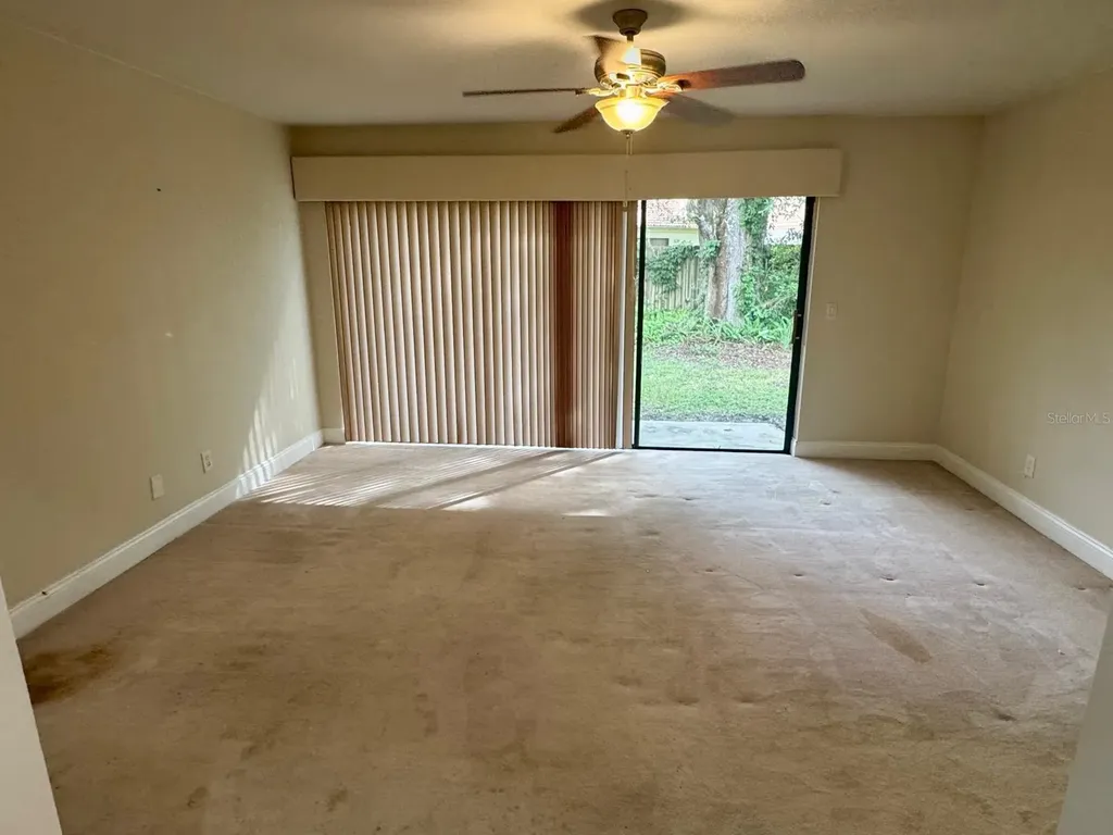1053 W Pebble Beach Circle Winter Springs FL 32708
