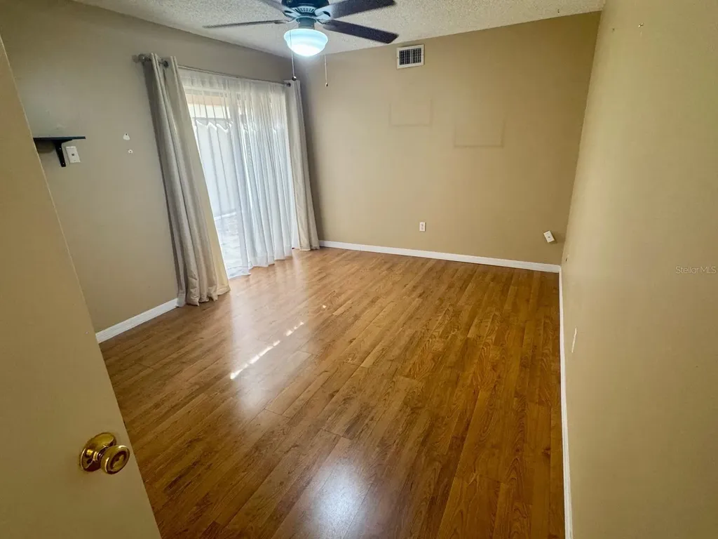 1053 W Pebble Beach Circle Winter Springs FL 32708