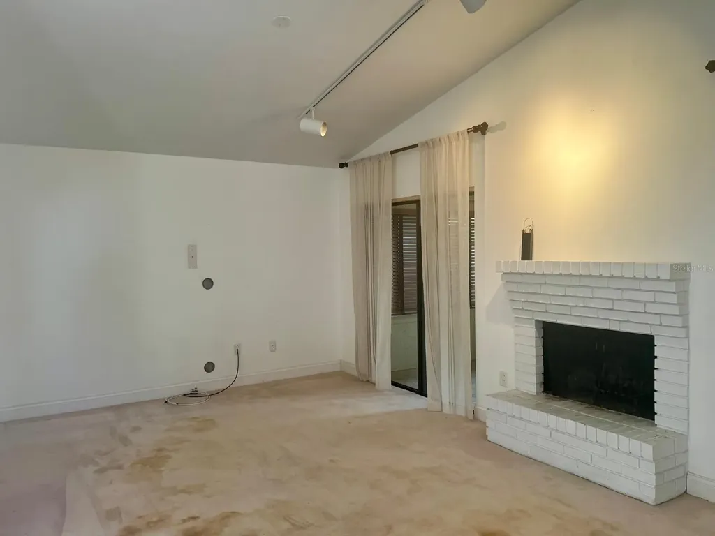 1053 W Pebble Beach Circle Winter Springs FL 32708