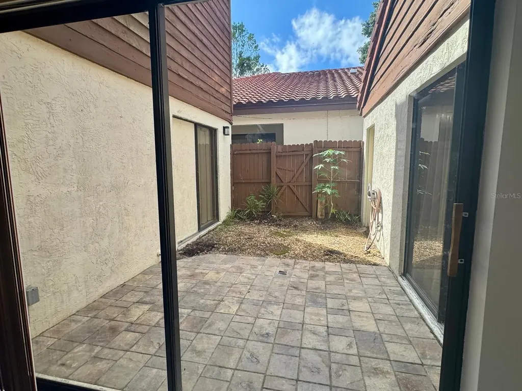 1053 W Pebble Beach Circle Winter Springs FL 32708