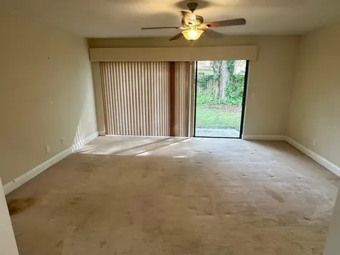 1053 W Pebble Beach Circle Winter Springs FL 32708