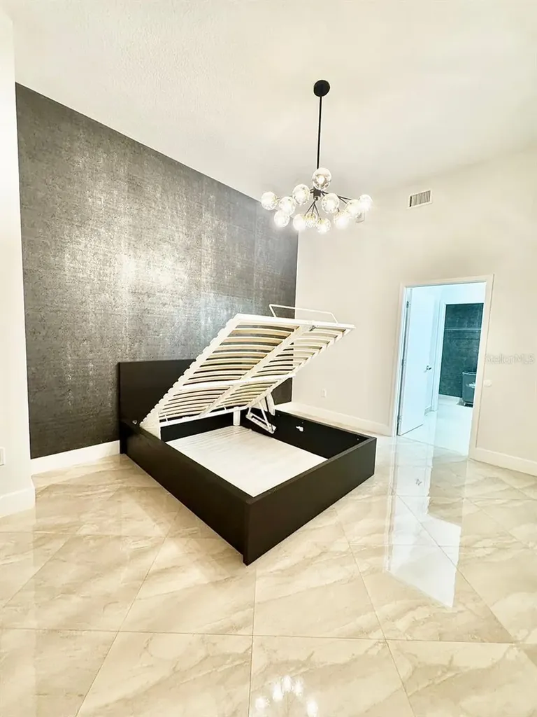 600 NE 27th Street Miami FL 33137