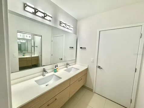 600 NE 27th Street Miami FL 33137