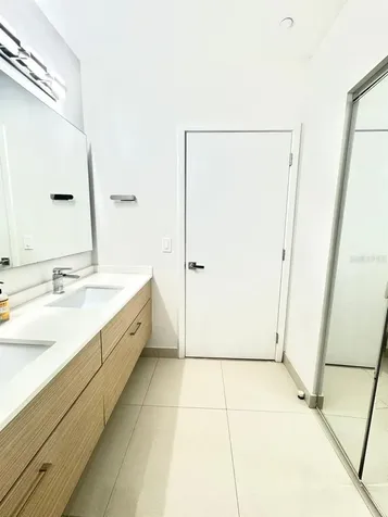 600 NE 27th Street Miami FL 33137