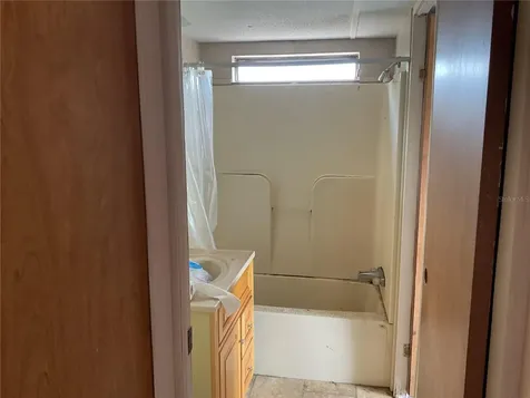 9750 NE 49th Street Bronson FL 32621