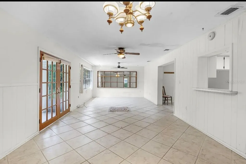 11812 Watts Court Tavares FL 32778