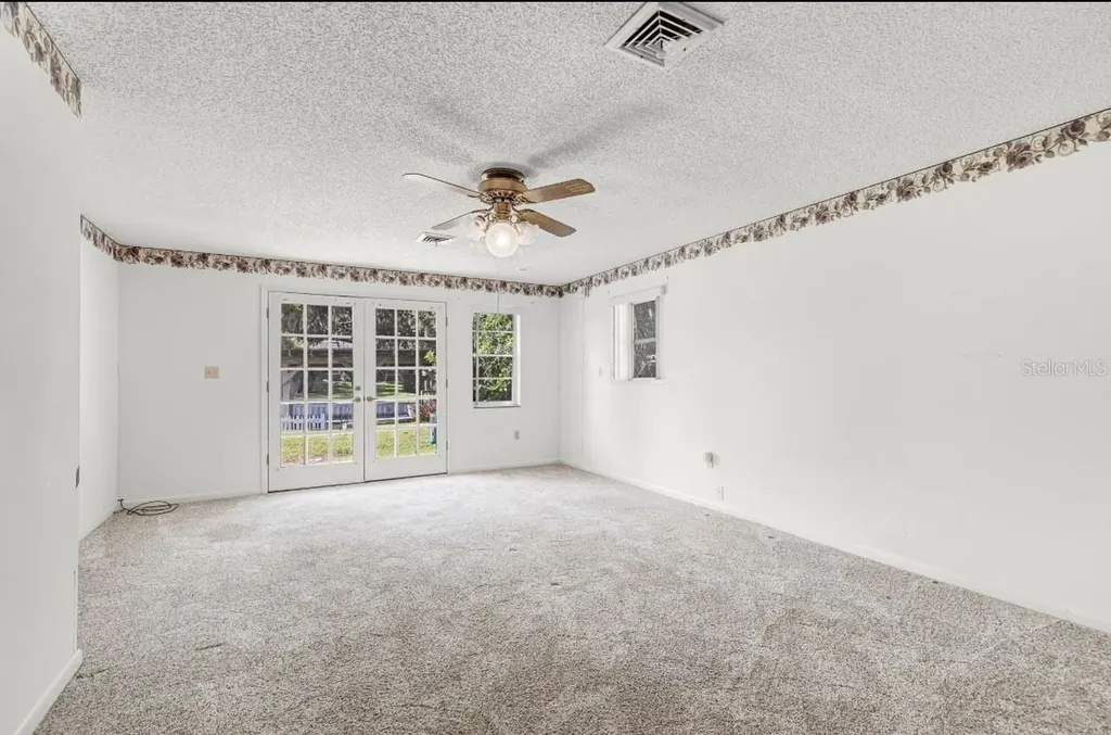 11812 Watts Court Tavares FL 32778