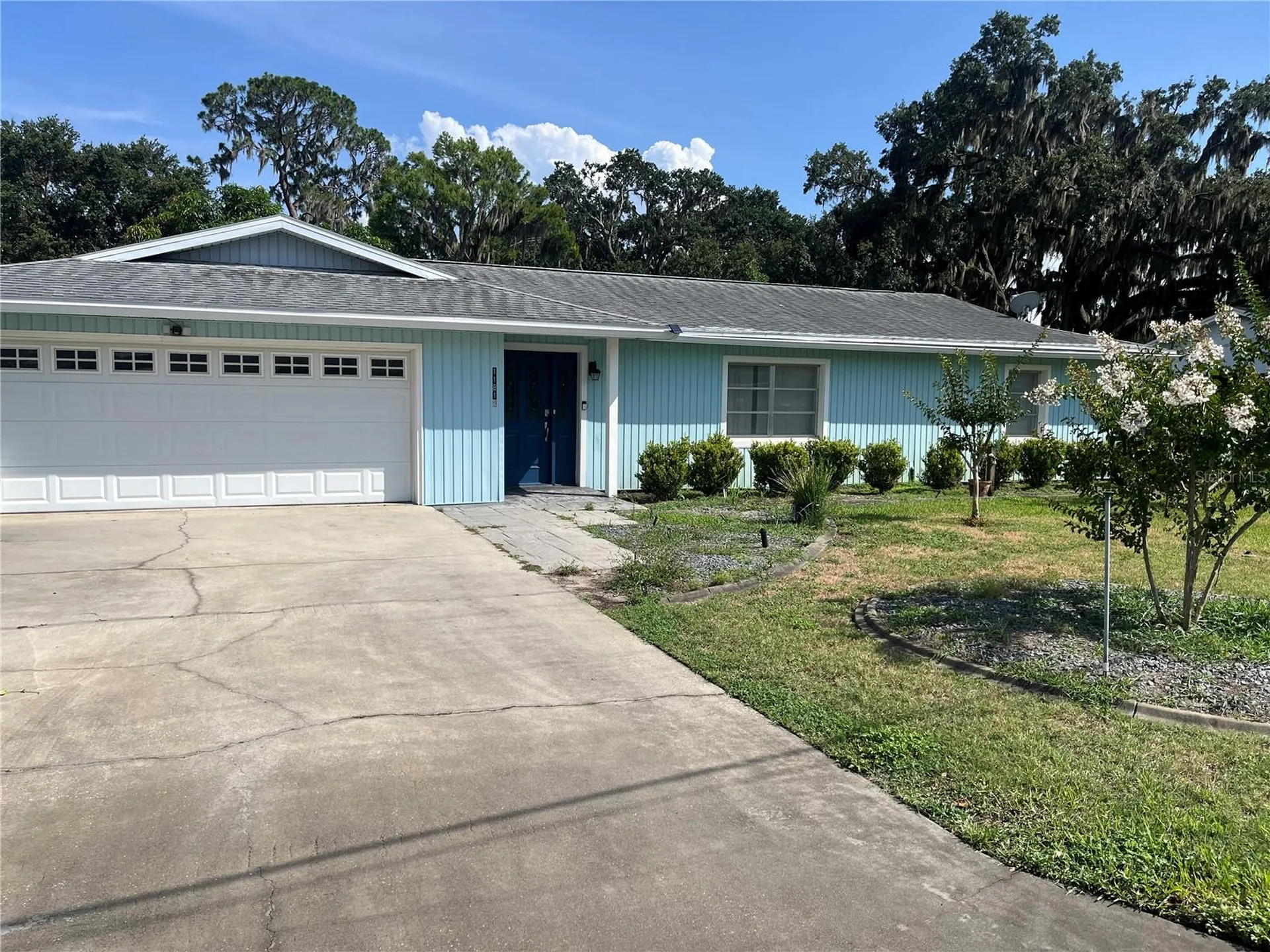 11812 Watts Court Tavares FL 32778