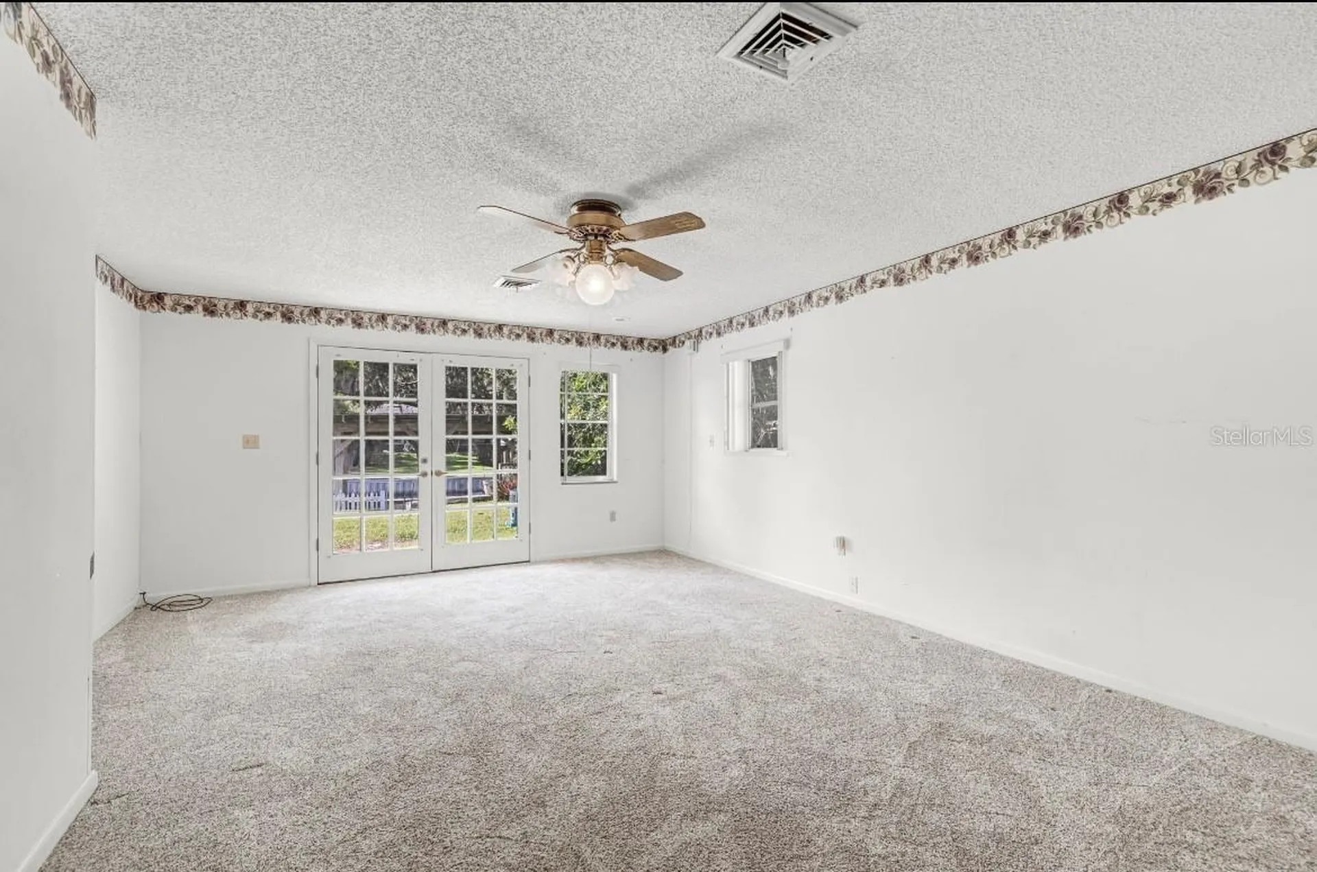 11812 Watts Court Tavares FL 32778