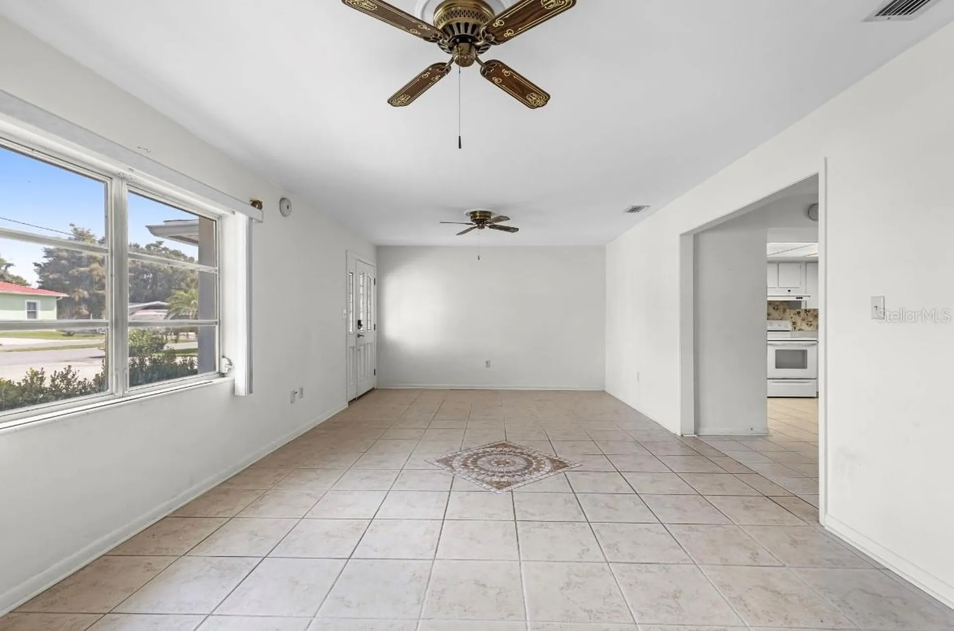 11812 Watts Court Tavares FL 32778