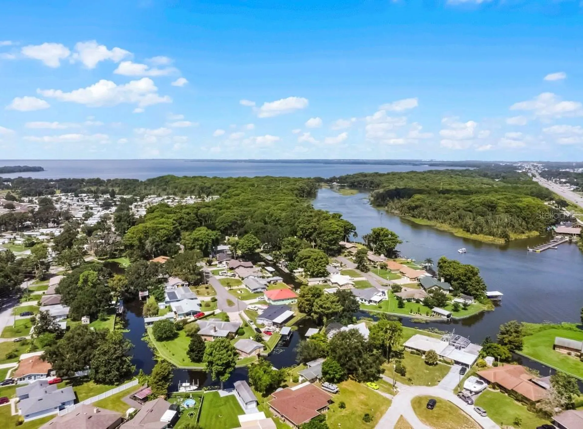 11812 Watts Court Tavares FL 32778