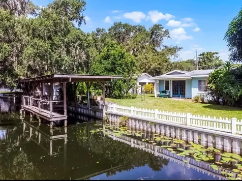 11812 Watts Court Tavares FL 32778