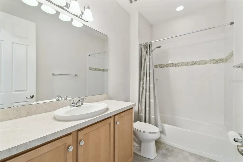 726 Irvine Ranch Road Kissimmee FL 34759