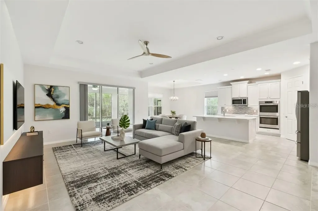 726 Irvine Ranch Road Kissimmee FL 34759