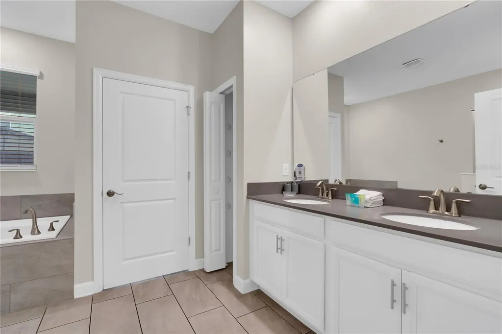 4530 Narrative Lane Kissimmee FL 34746