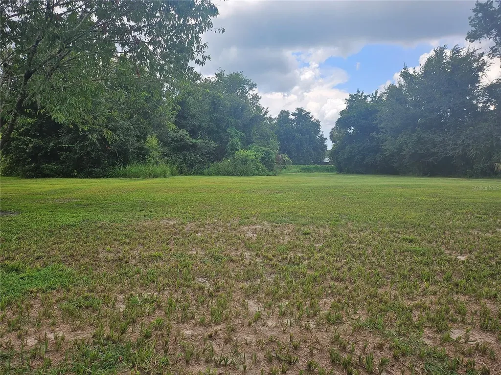 2452 Welcome Road Lithia FL 33547