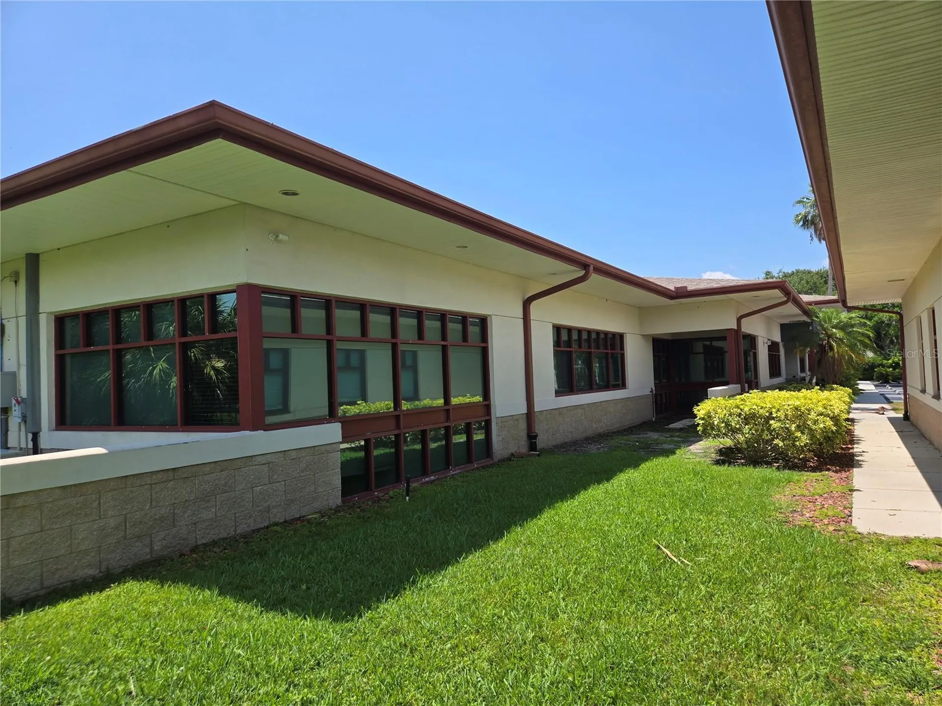 255 Pine Avenue N Oldsmar FL 34677