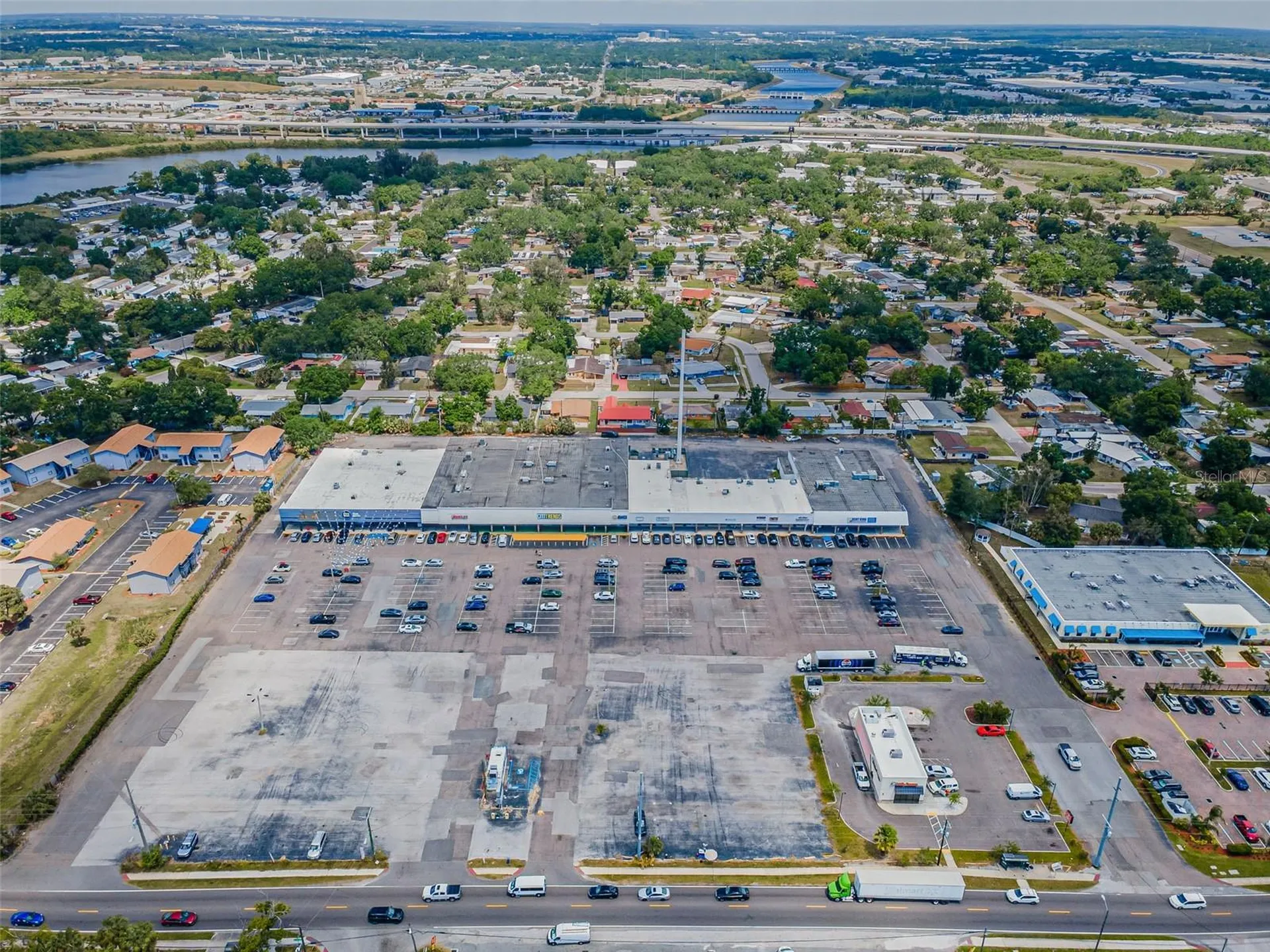 7430 Palm River Road Tampa FL 33619