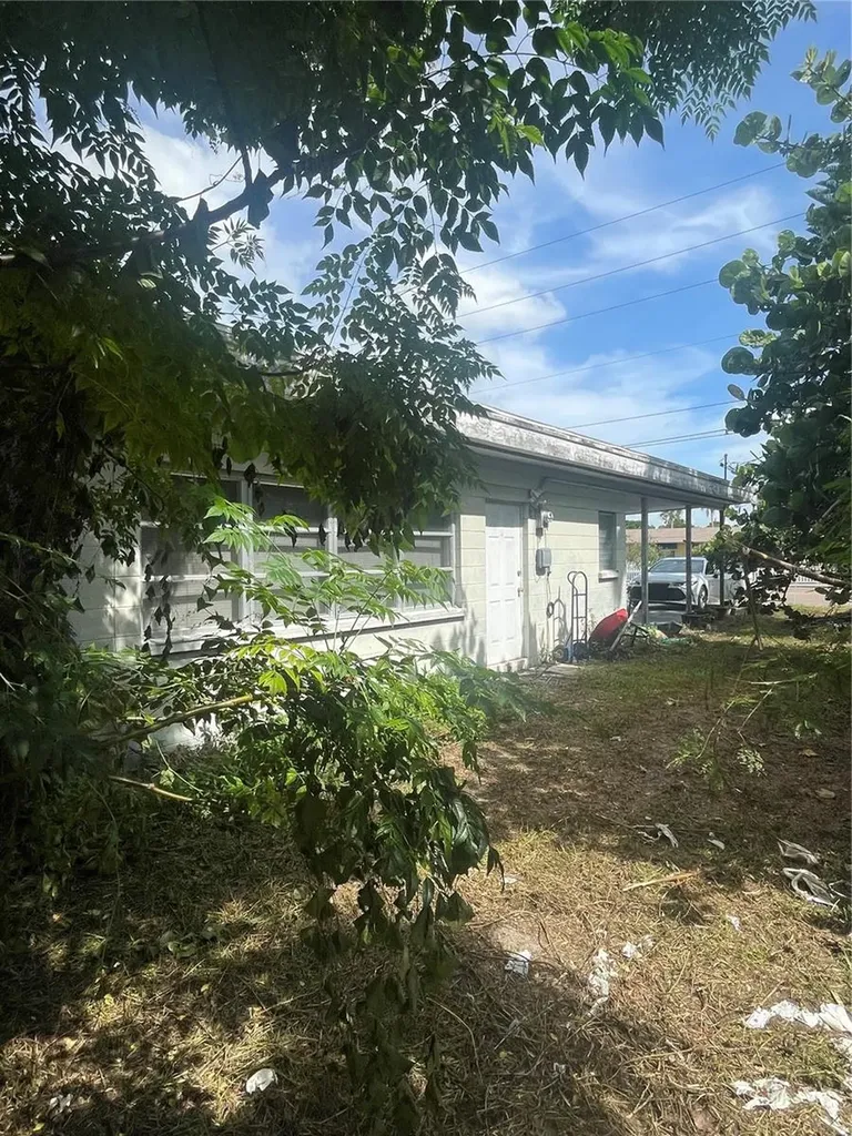 2445 Webber Street Sarasota FL 34239
