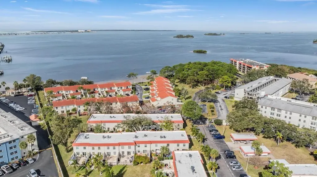 2700 Bayshore Boulevard Dunedin FL 34698