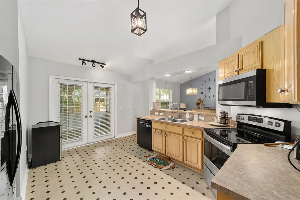 4308 NW 35th Terrace Gainesville FL 32605