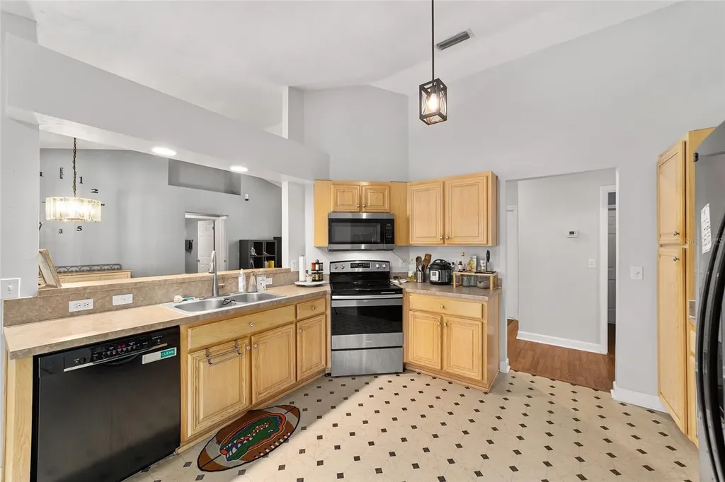 4308 NW 35th Terrace Gainesville FL 32605