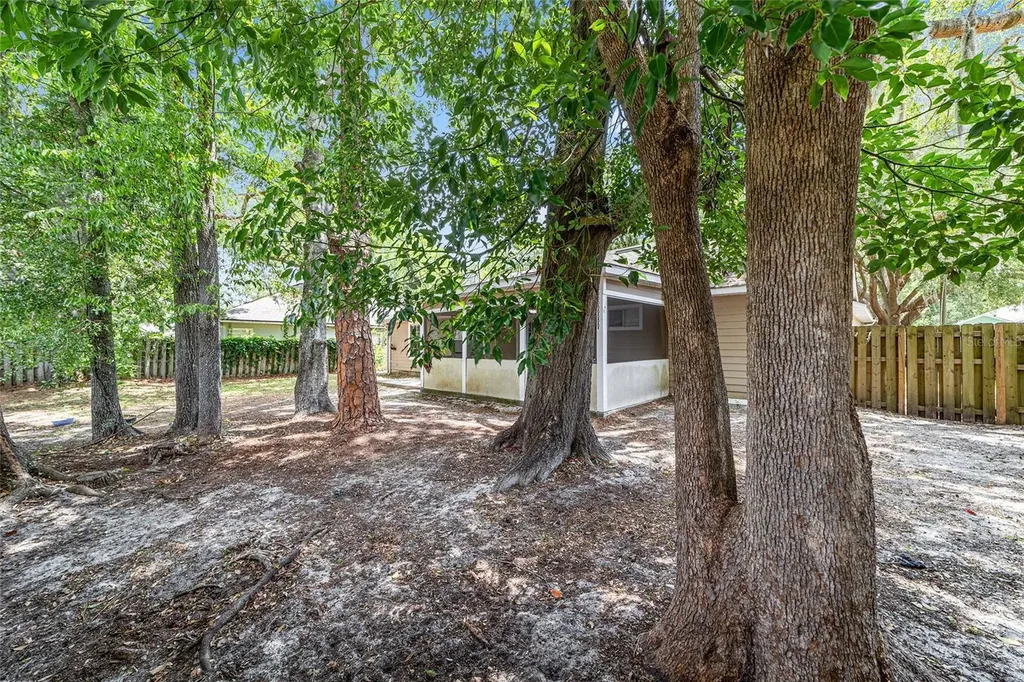 4308 NW 35th Terrace Gainesville FL 32605