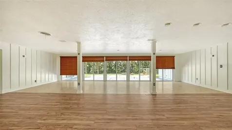 223 Seagull Lane Sarasota FL 34236