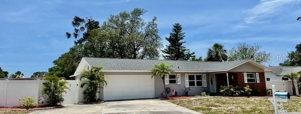 14530 Apache Avenue Largo FL 33774