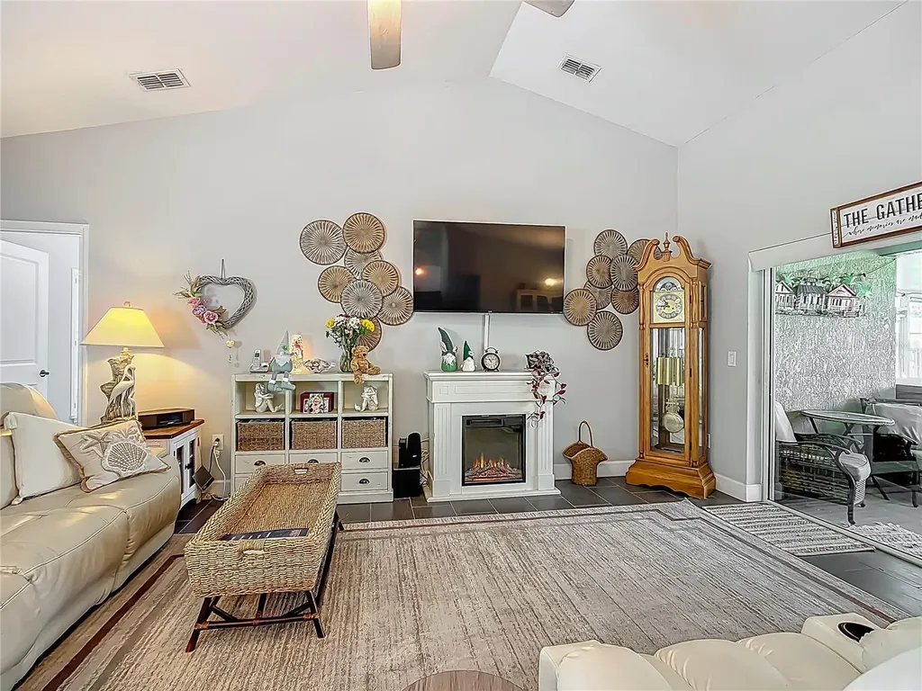 439 Lake Daisy Drive Winter Haven FL 33884