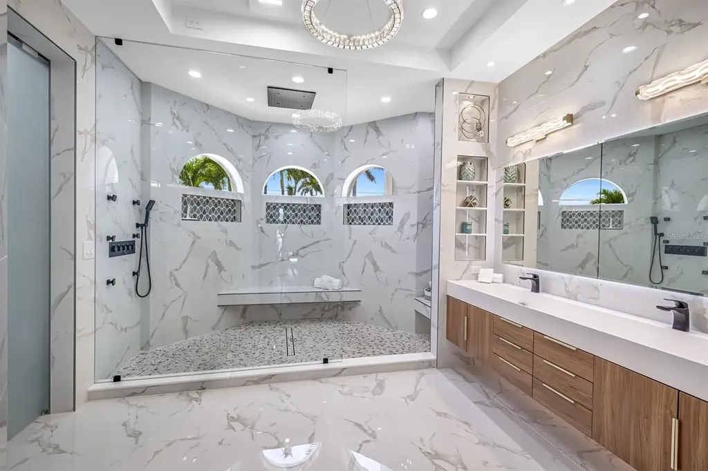 3917 SE 19th Avenue Cape Coral FL 33904