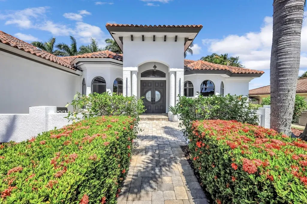 3917 SE 19th Avenue Cape Coral FL 33904