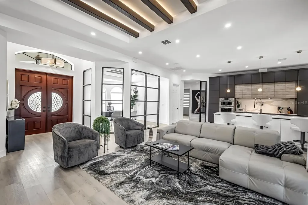 3917 SE 19th Avenue Cape Coral FL 33904