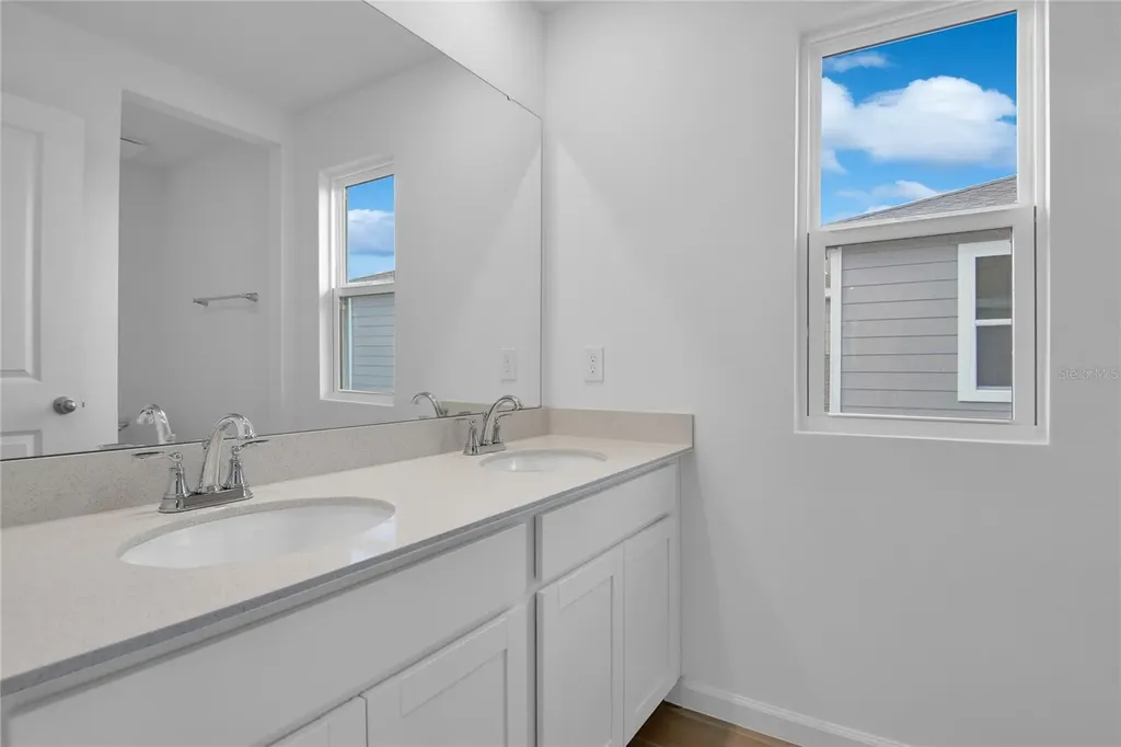762 Lake Dell Avenue Dundee FL 33838