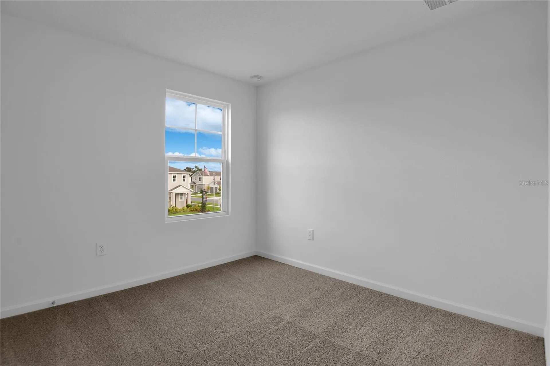 762 Lake Dell Avenue Dundee FL 33838