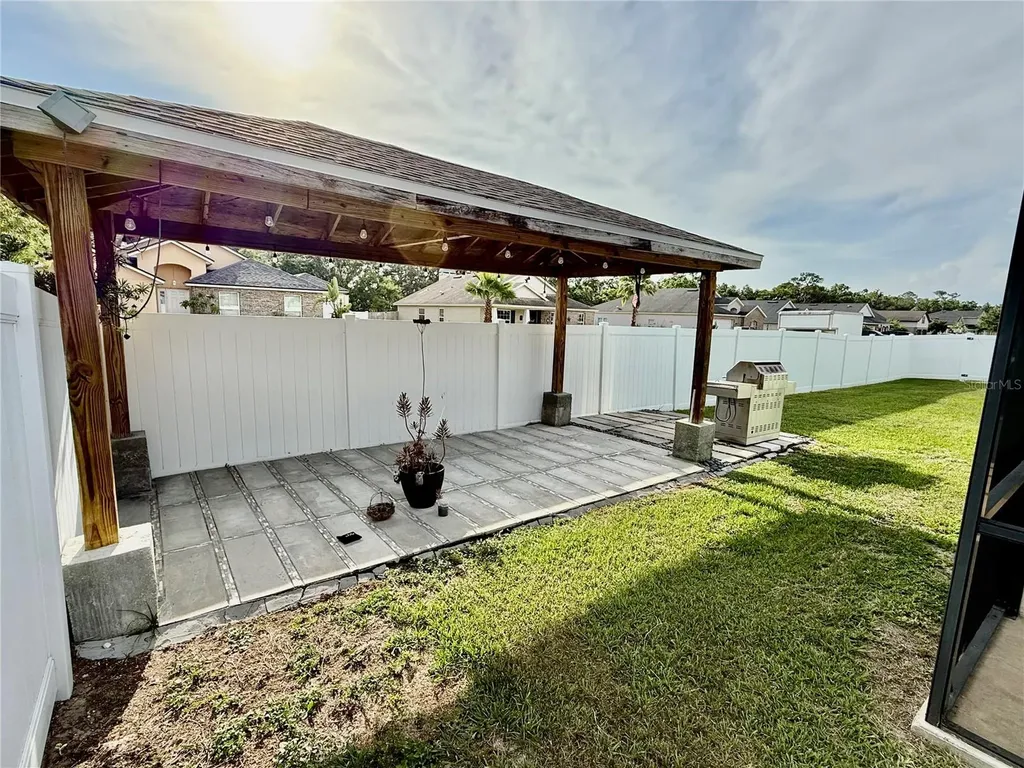 1201 Lavender Jewel Court Plant City FL 33563