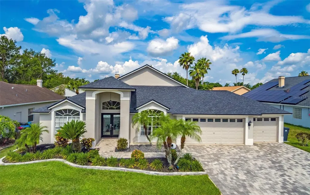 18504 Country Crest Place Tampa FL 33647