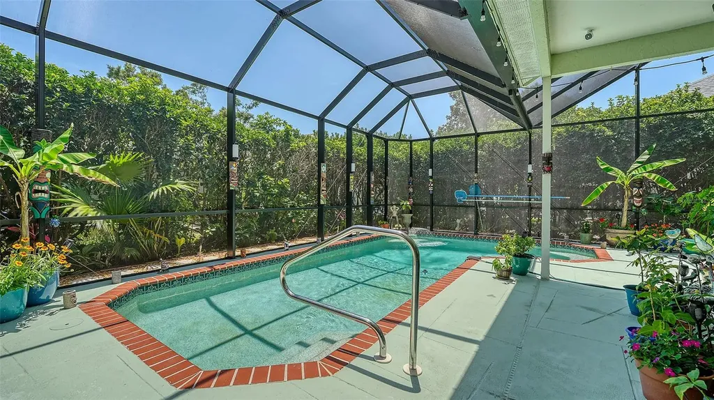 4612 4th Avenue E Bradenton FL 34208