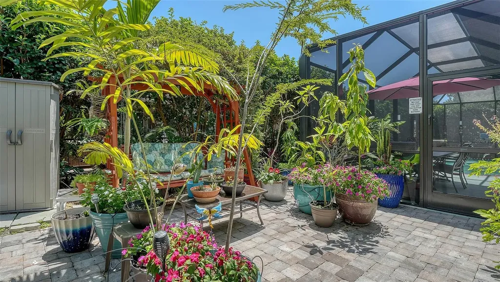 4612 4th Avenue E Bradenton FL 34208