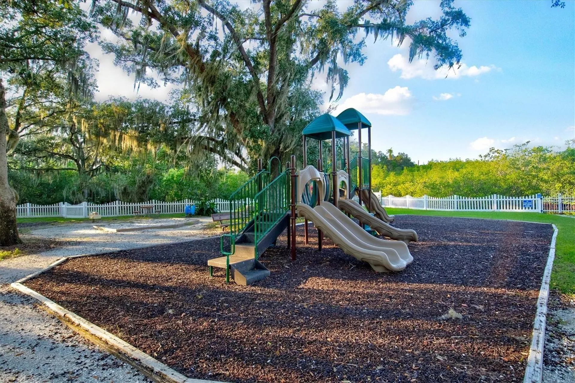 4612 4th Avenue E Bradenton FL 34208
