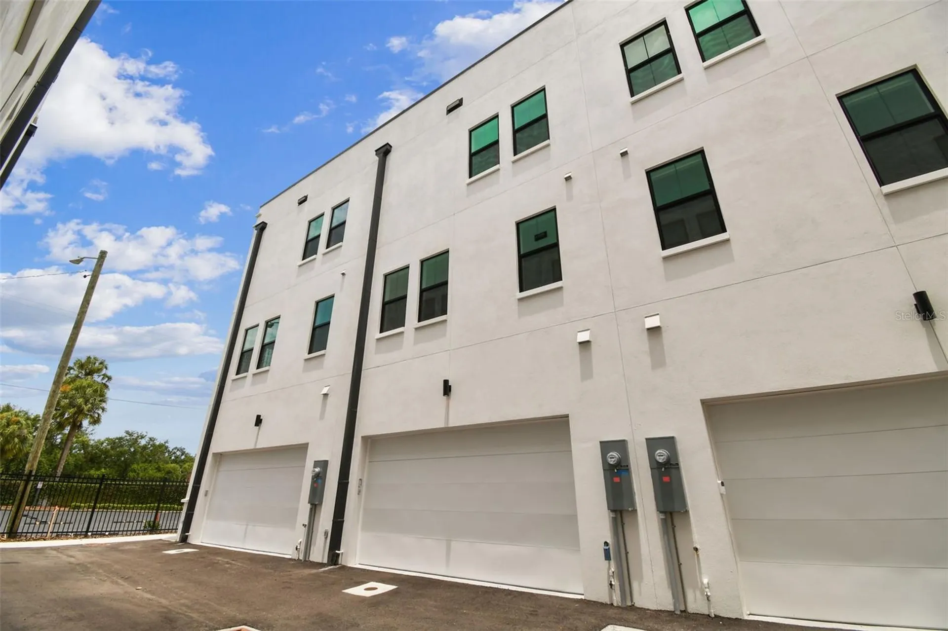 1218 E Kay Street Tampa FL 33602
