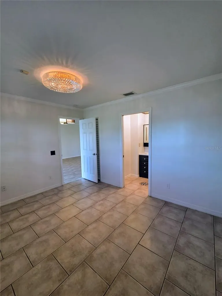 644 Yardarm Drive Apollo Beach FL 33572