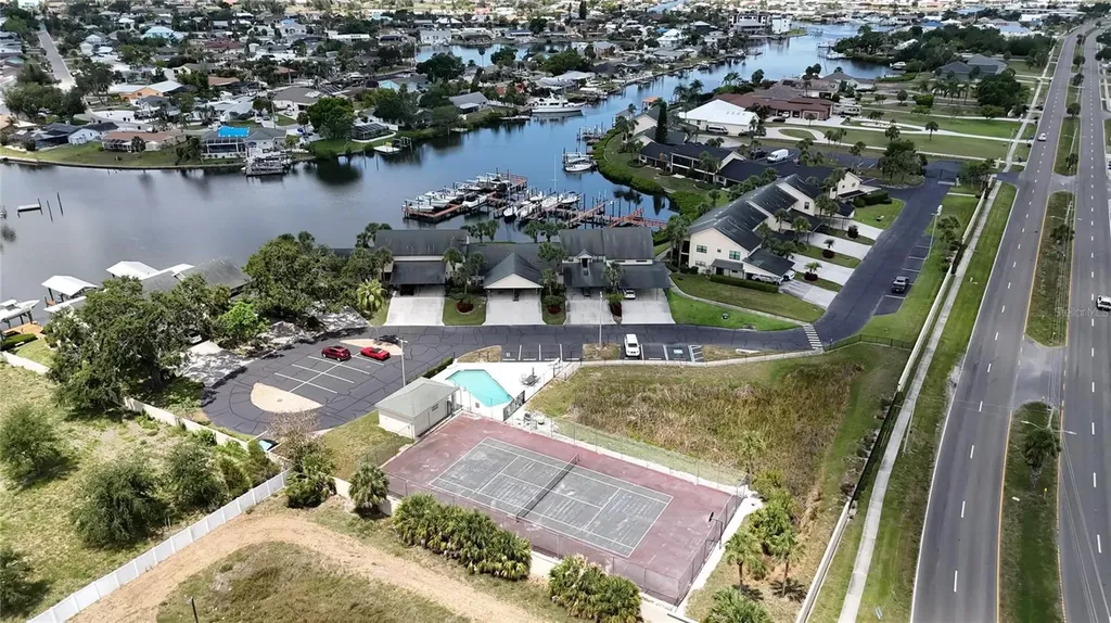 644 Yardarm Drive Apollo Beach FL 33572