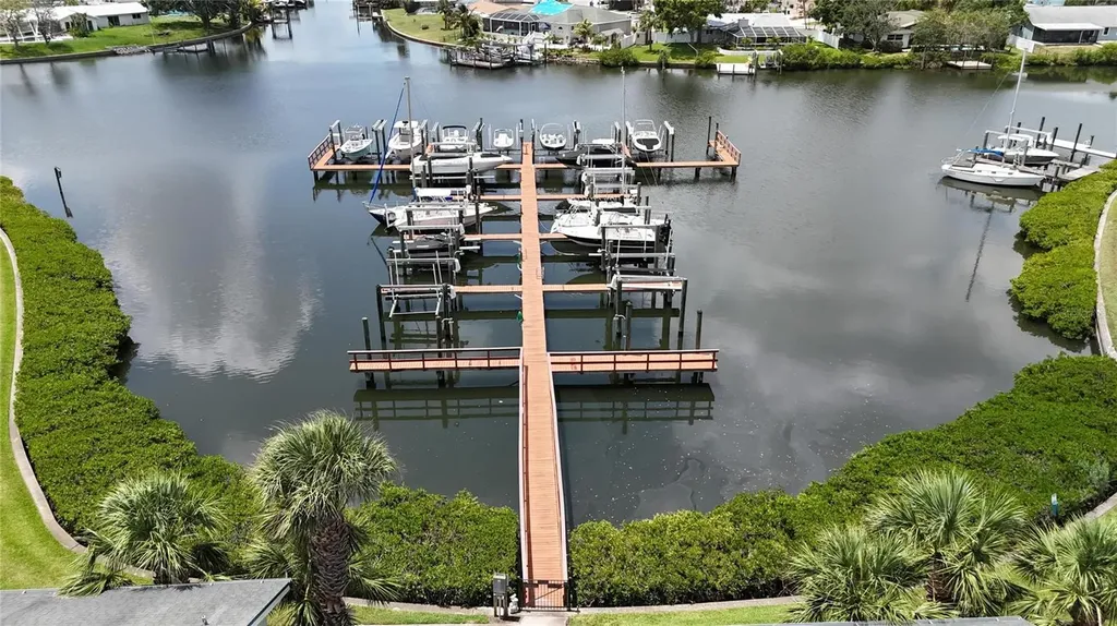 644 Yardarm Drive Apollo Beach FL 33572