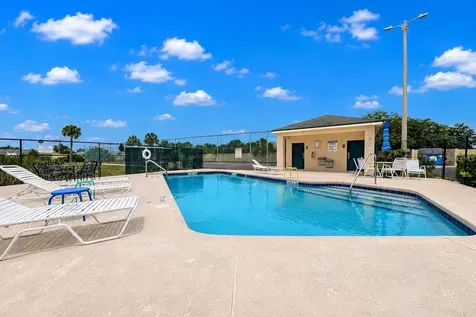 644 Yardarm Drive Apollo Beach FL 33572